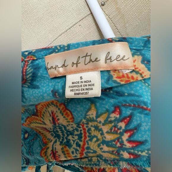 Band of the Free Woman's Blue Floral Bohemian V-Neck Wrap Maxi Dress Small - Picture 6 of 7